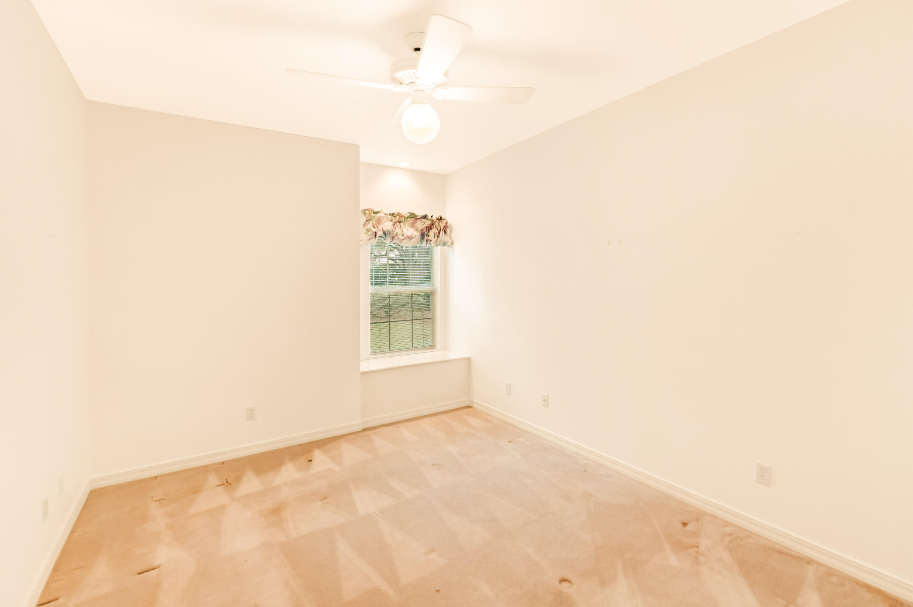 1440 E Baytowne Circle