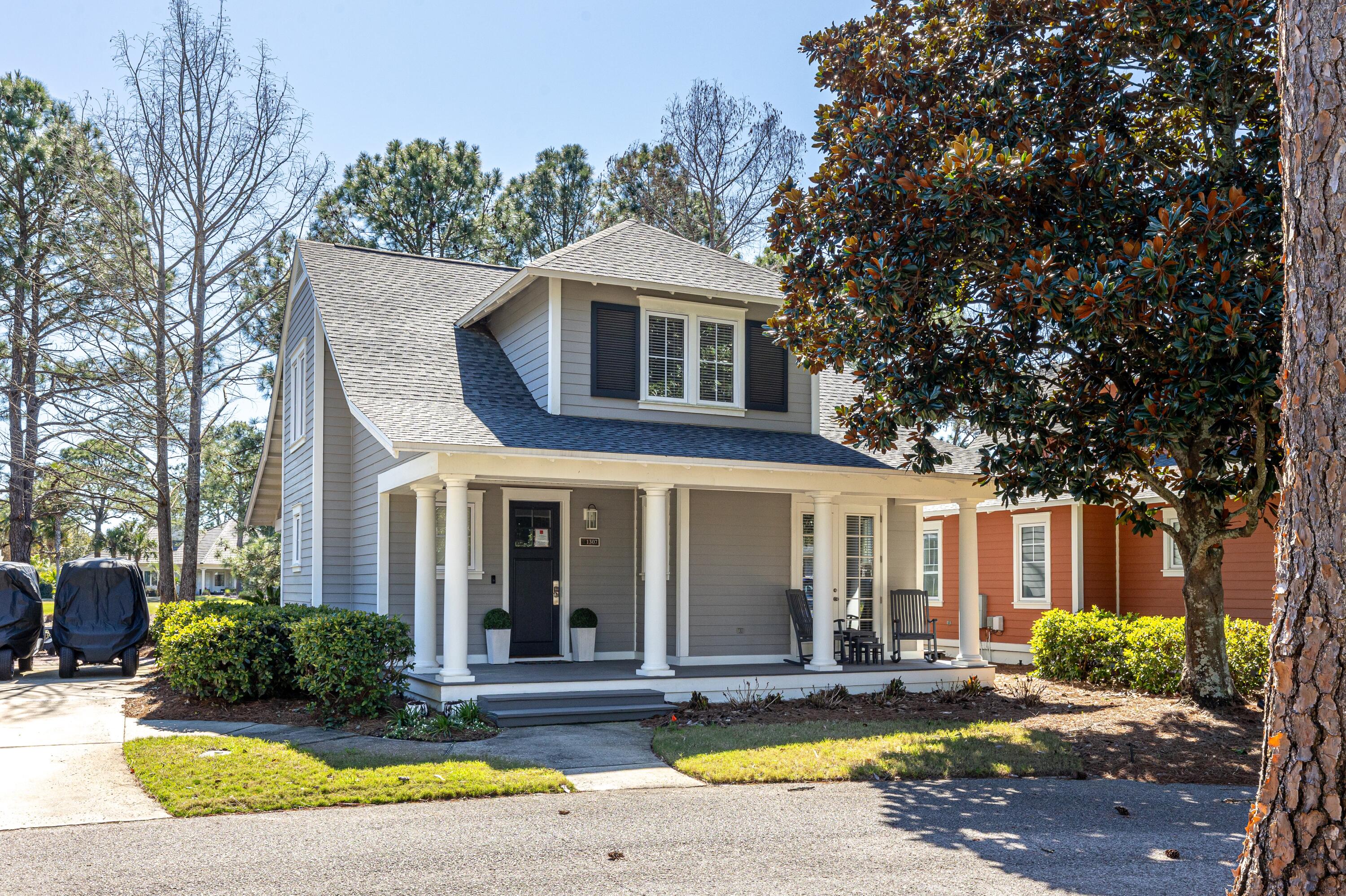 1307 Laurel Way