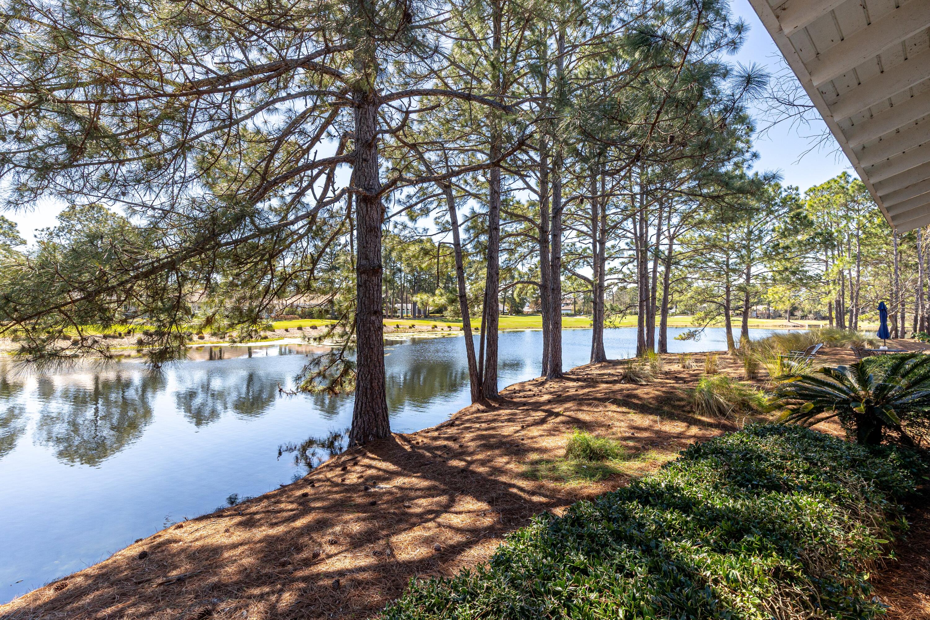1307 Laurel Way