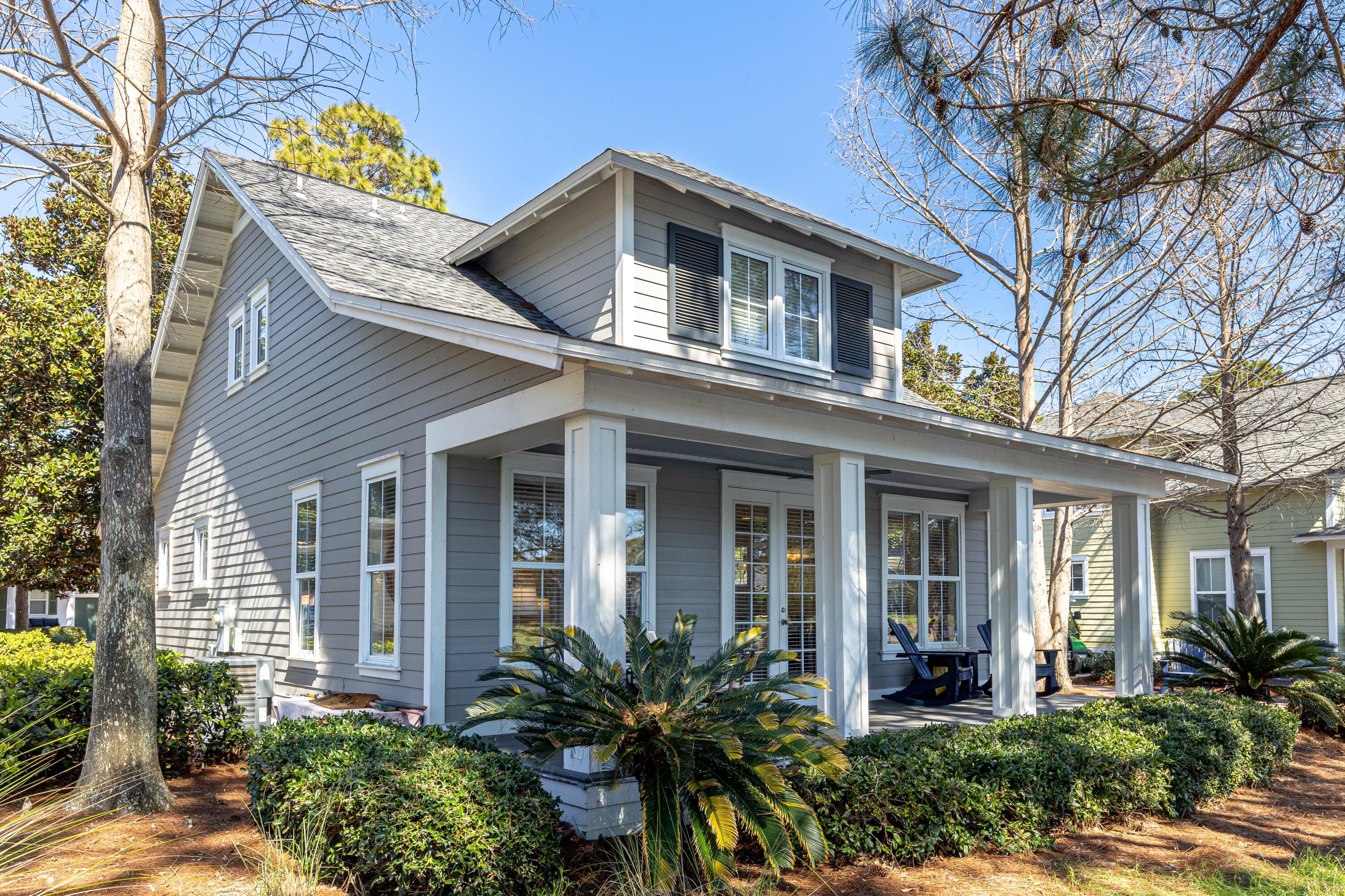 1307 Laurel Way