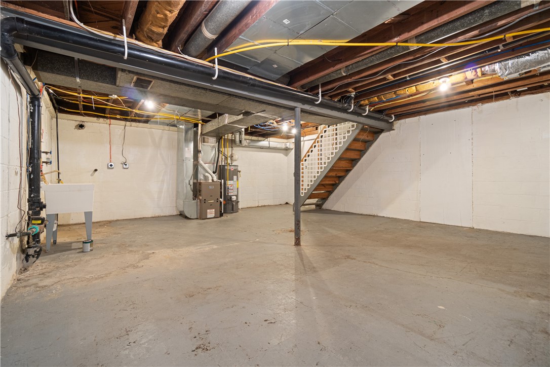203 Burton Dr