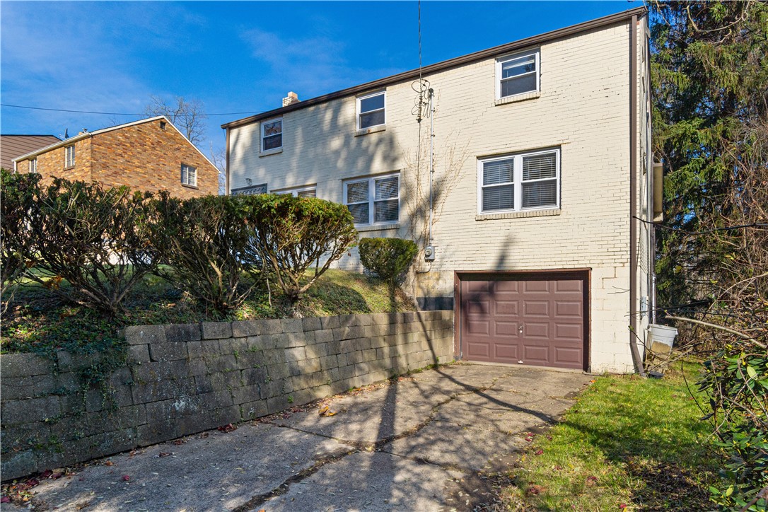 203 Burton Dr