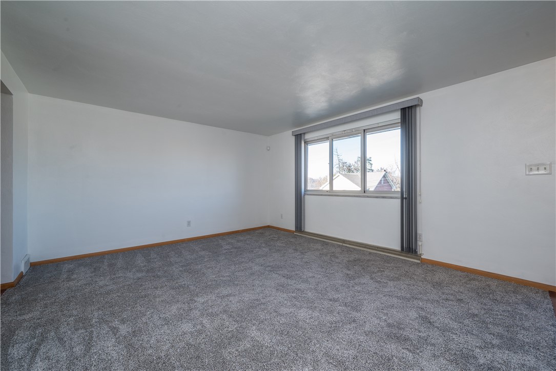 1138 Toman Ave.