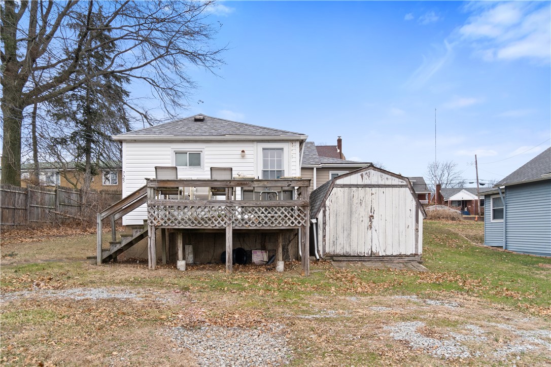 725 Shady Ln