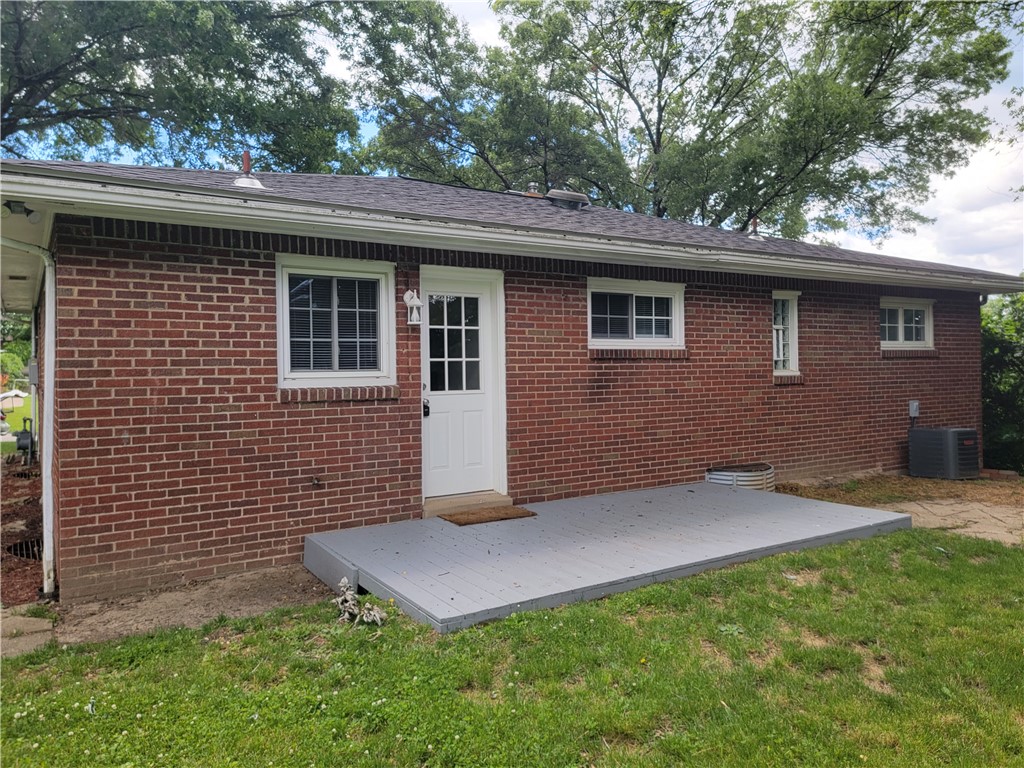 1165 La Salle Road