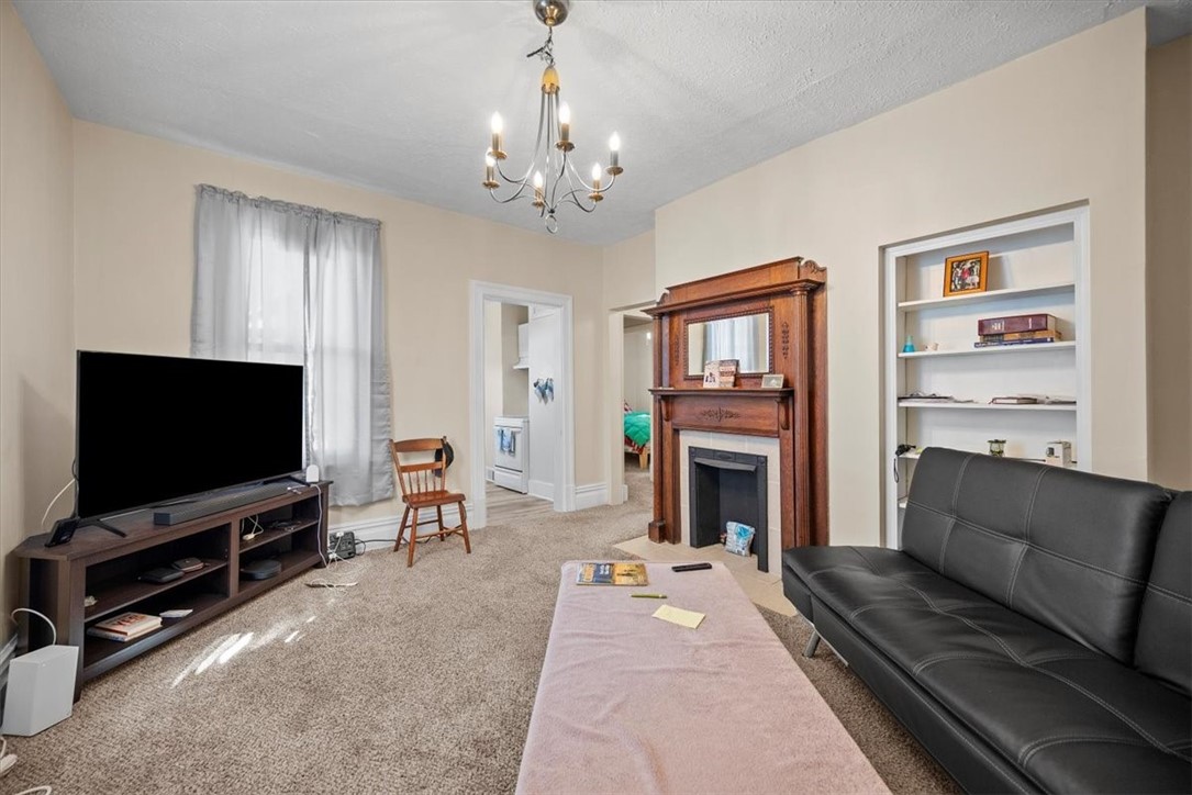 708 Herron Ave