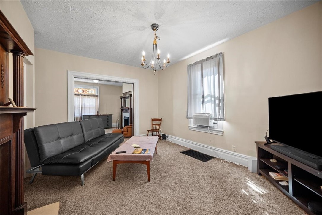 708 Herron Ave