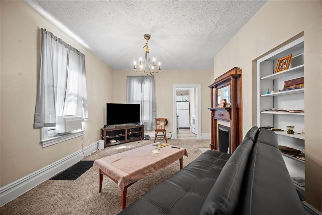 708 Herron Ave