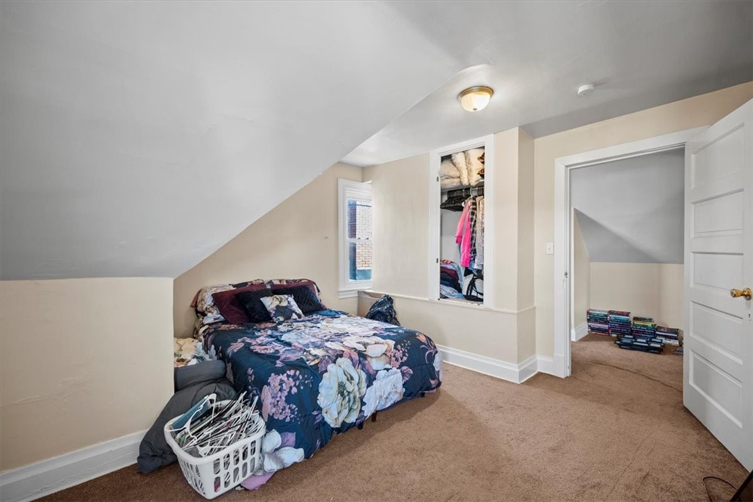 708 Herron Ave