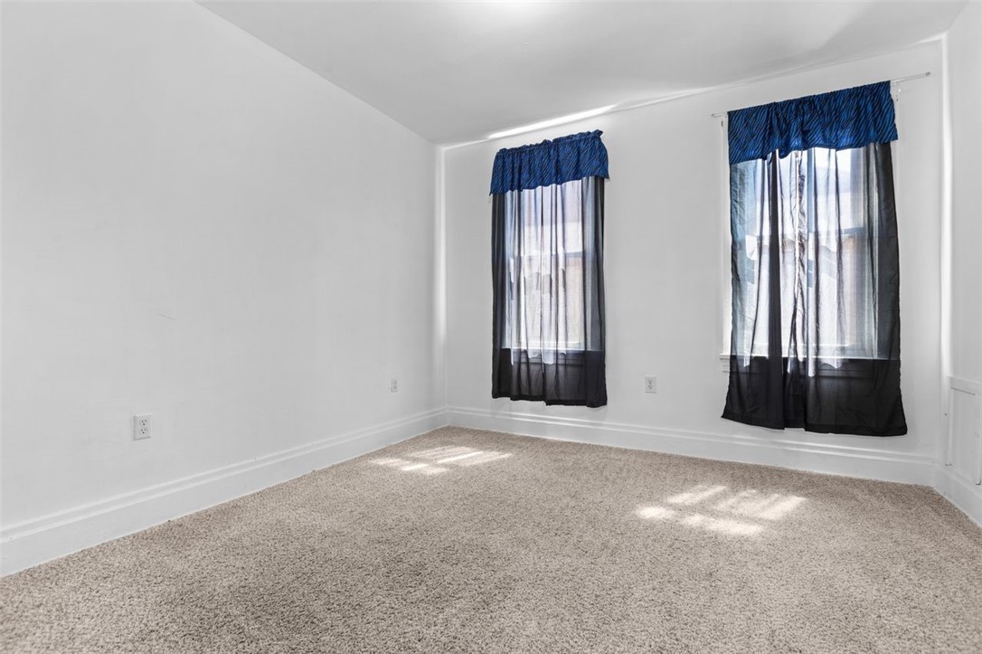 908 North Ave