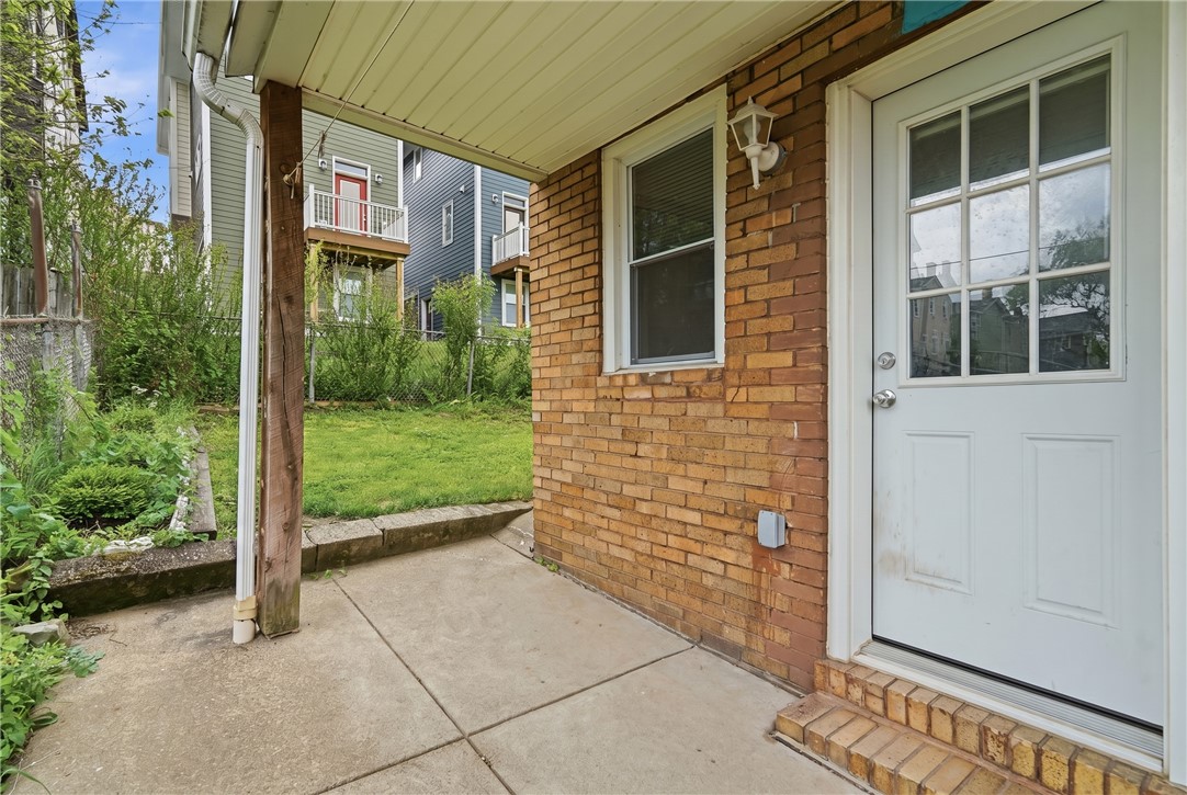 735 Ceres Way