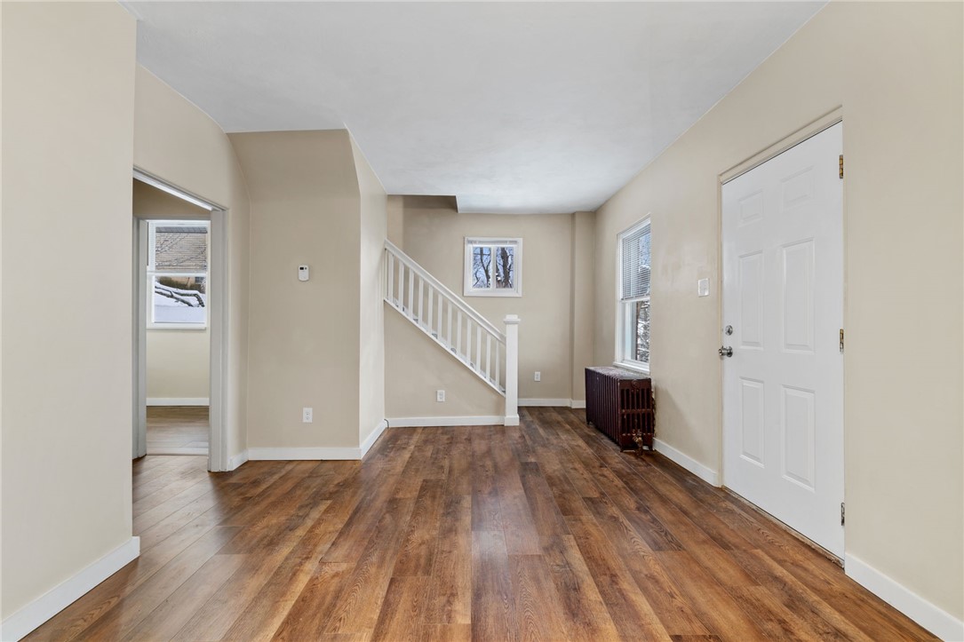 2900 Roland Ave