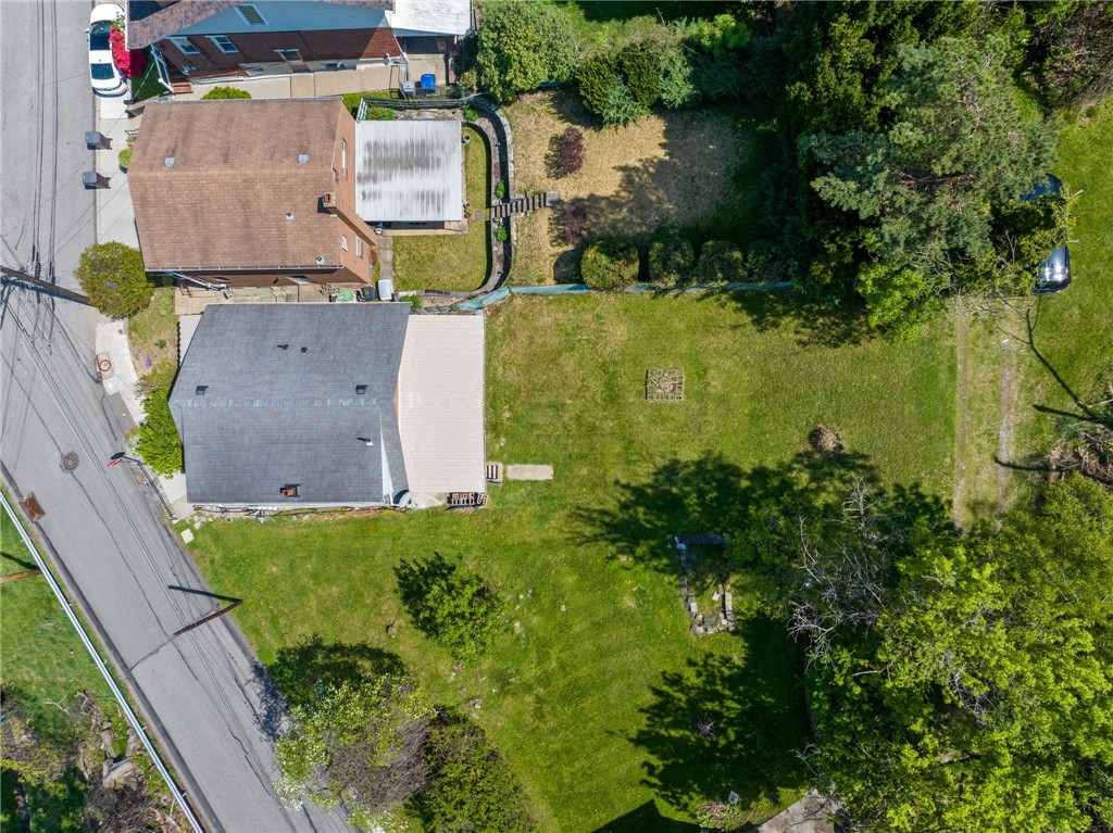 2900 Roland Ave