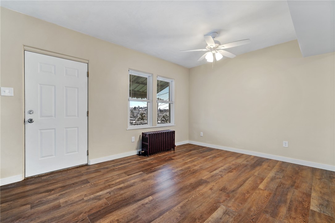 2900 Roland Ave