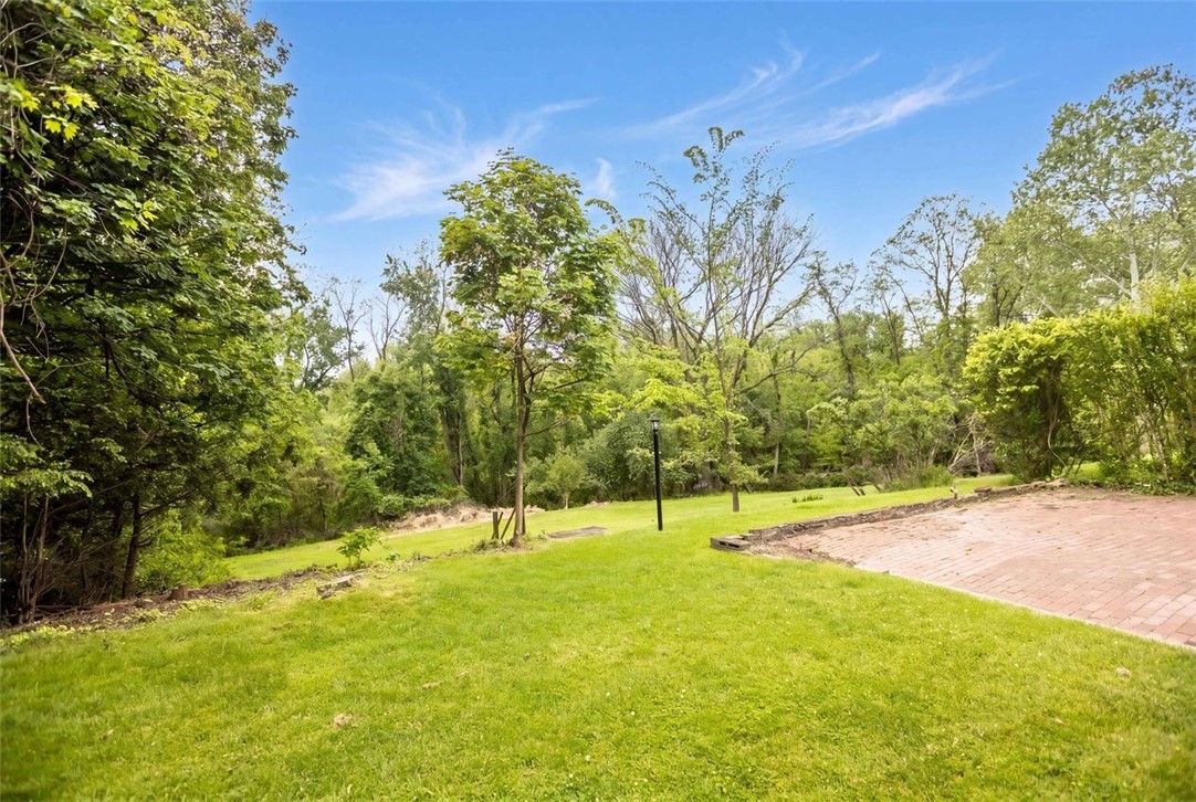 136 Harvard Dr