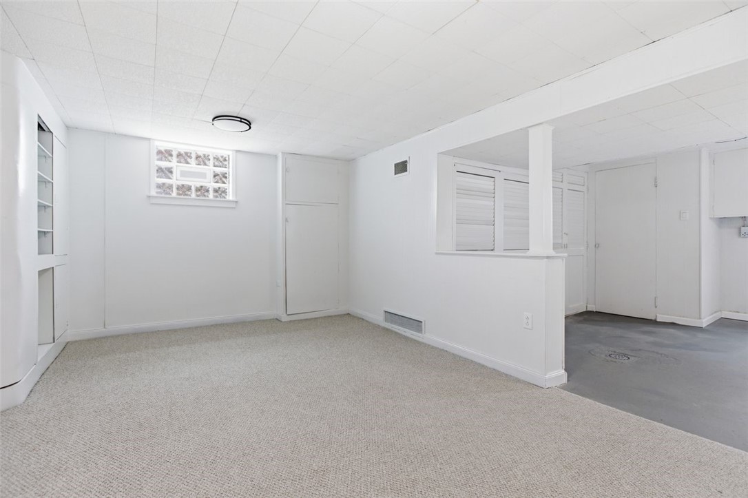 136 Harvard Dr