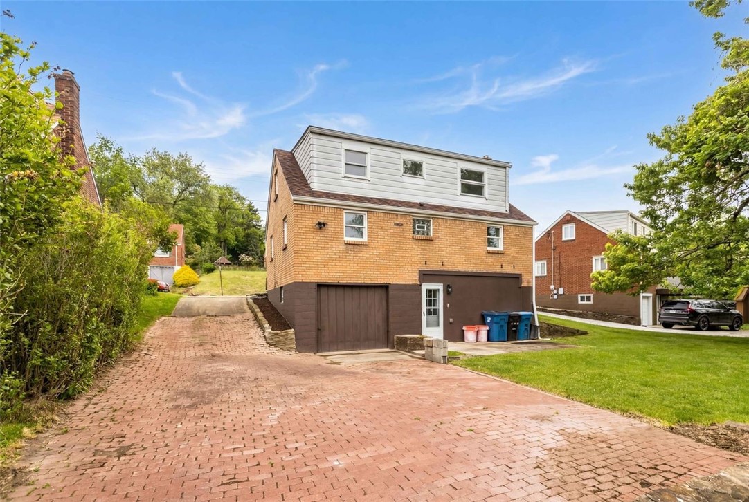 136 Harvard Dr