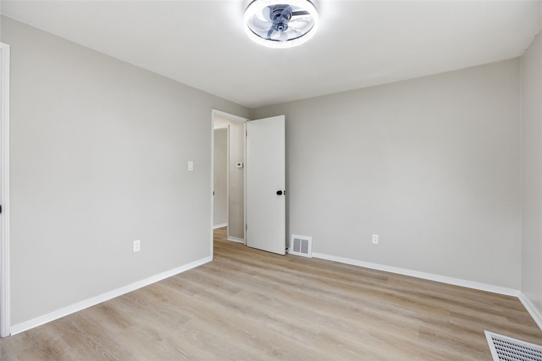 136 Harvard Dr
