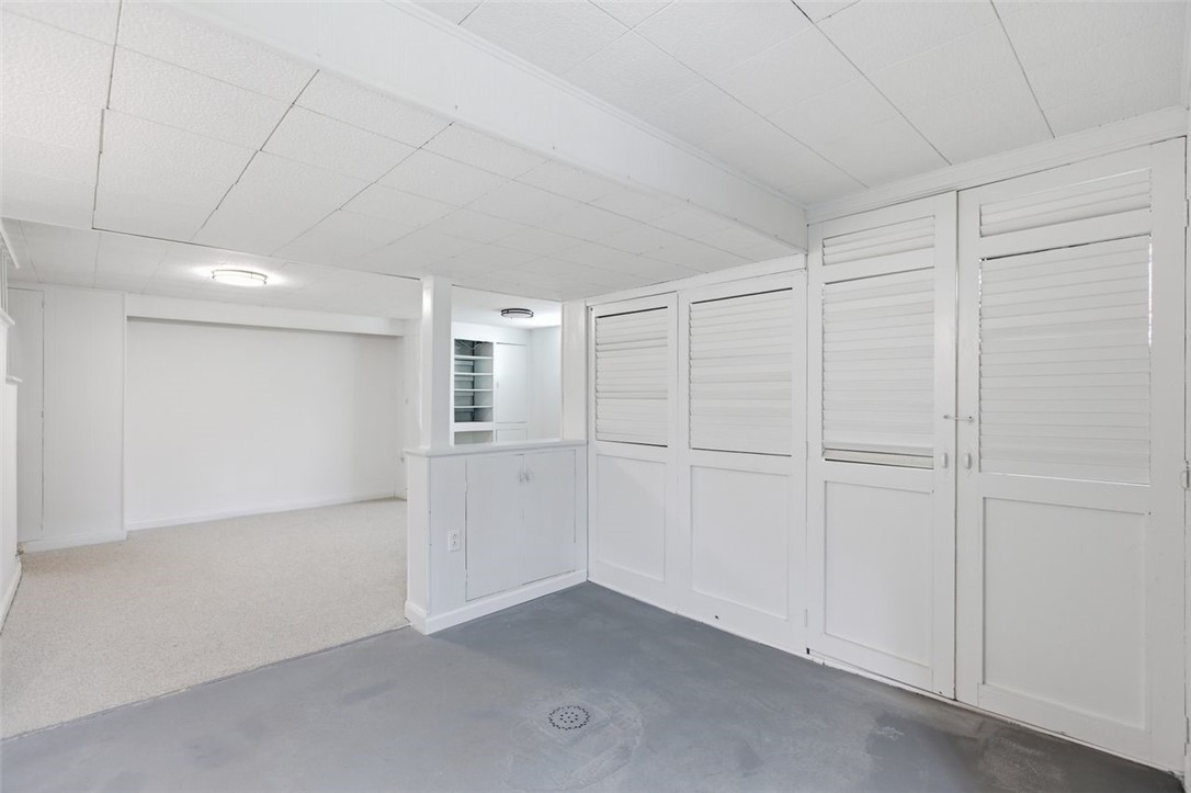 136 Harvard Dr