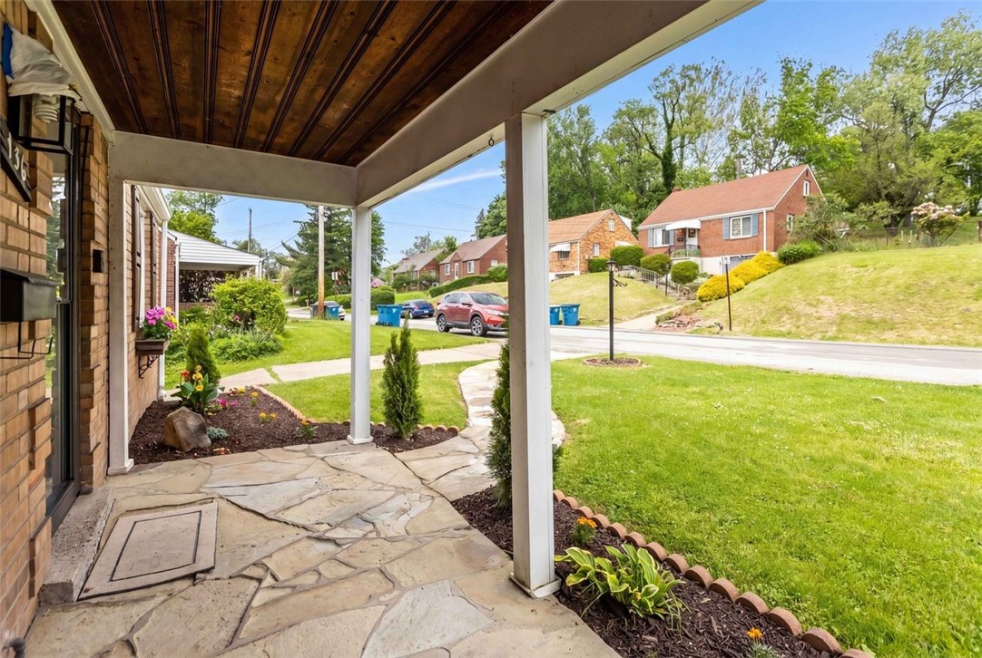 136 Harvard Dr