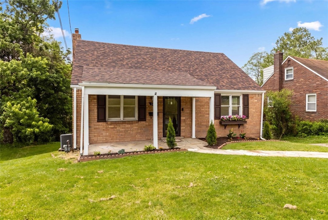 136 Harvard Dr