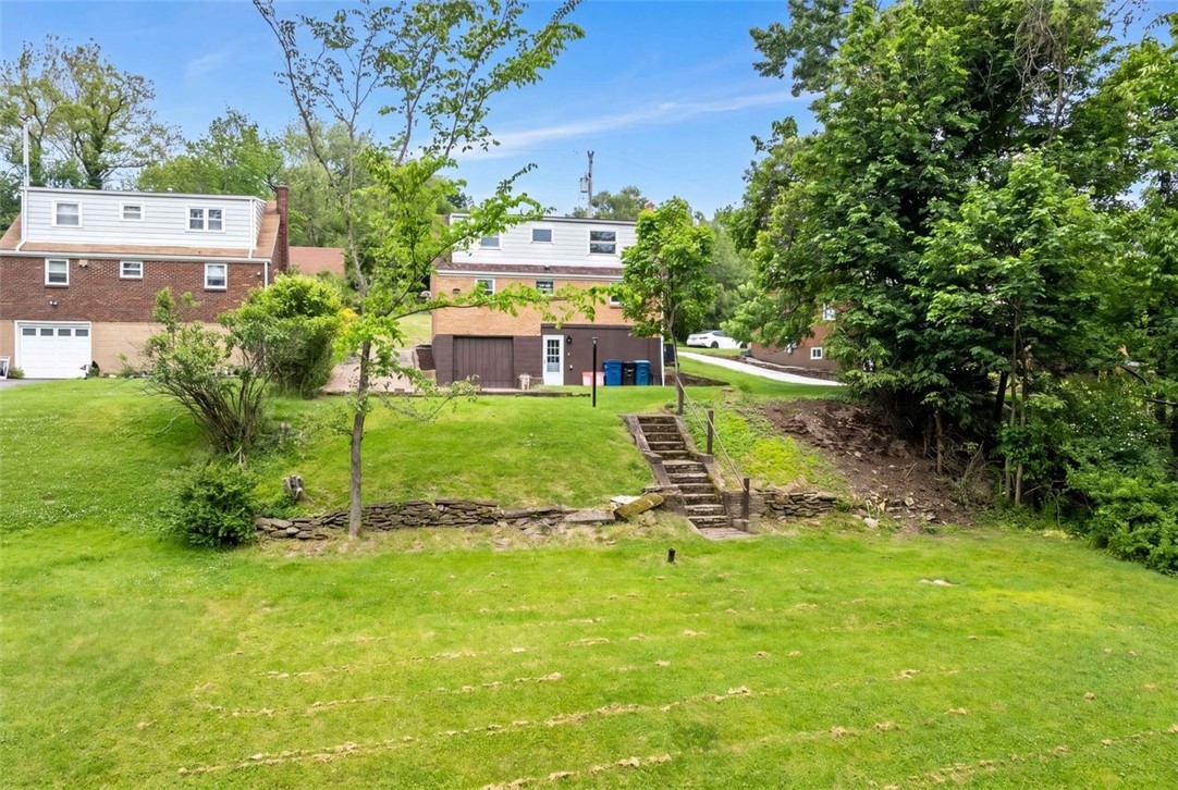 136 Harvard Dr