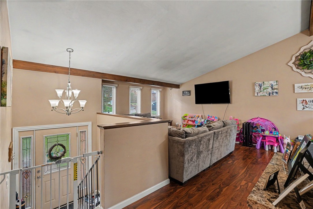 4446 Marywood Dr