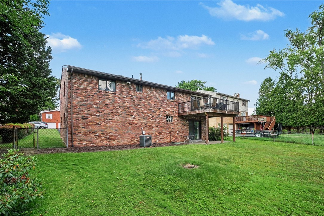 4446 Marywood Dr
