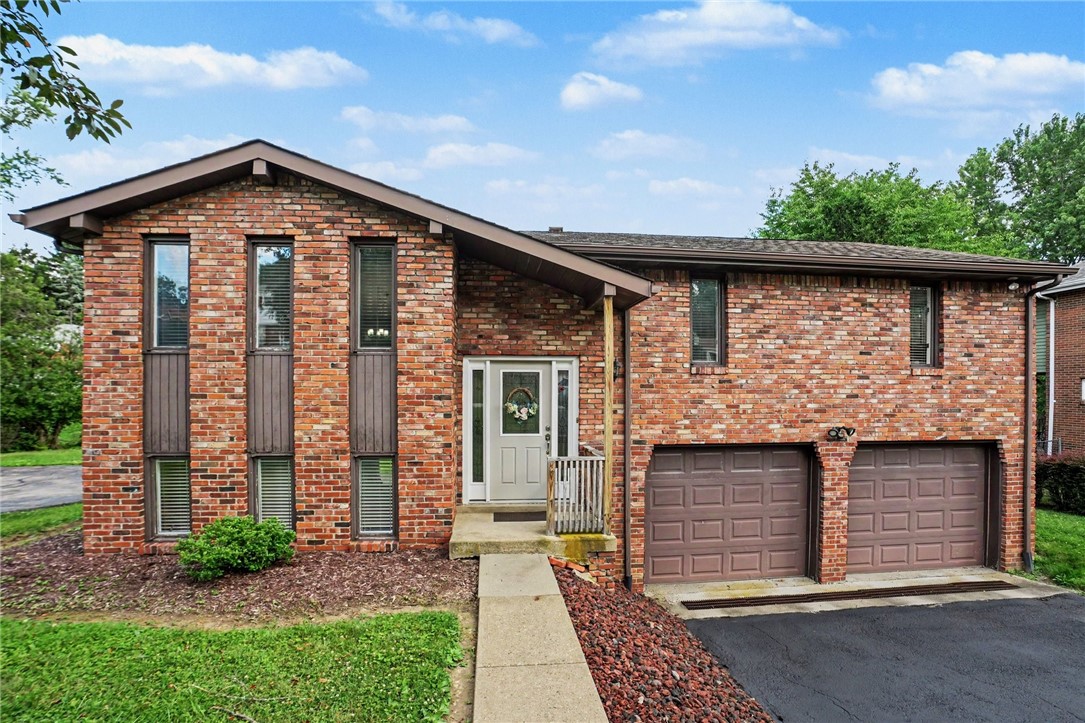 4446 Marywood Dr