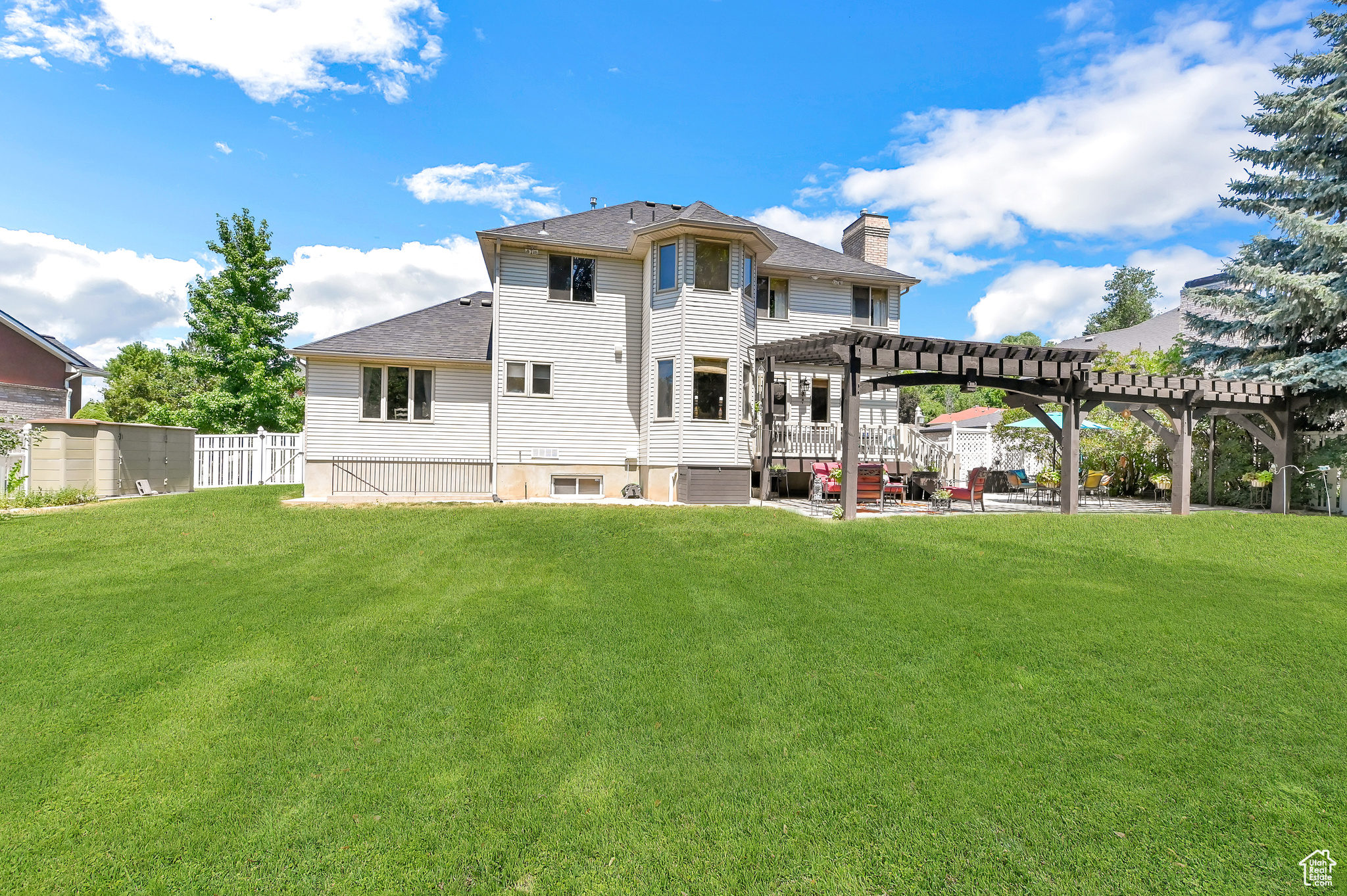 2166 E KAYS CREEK DR