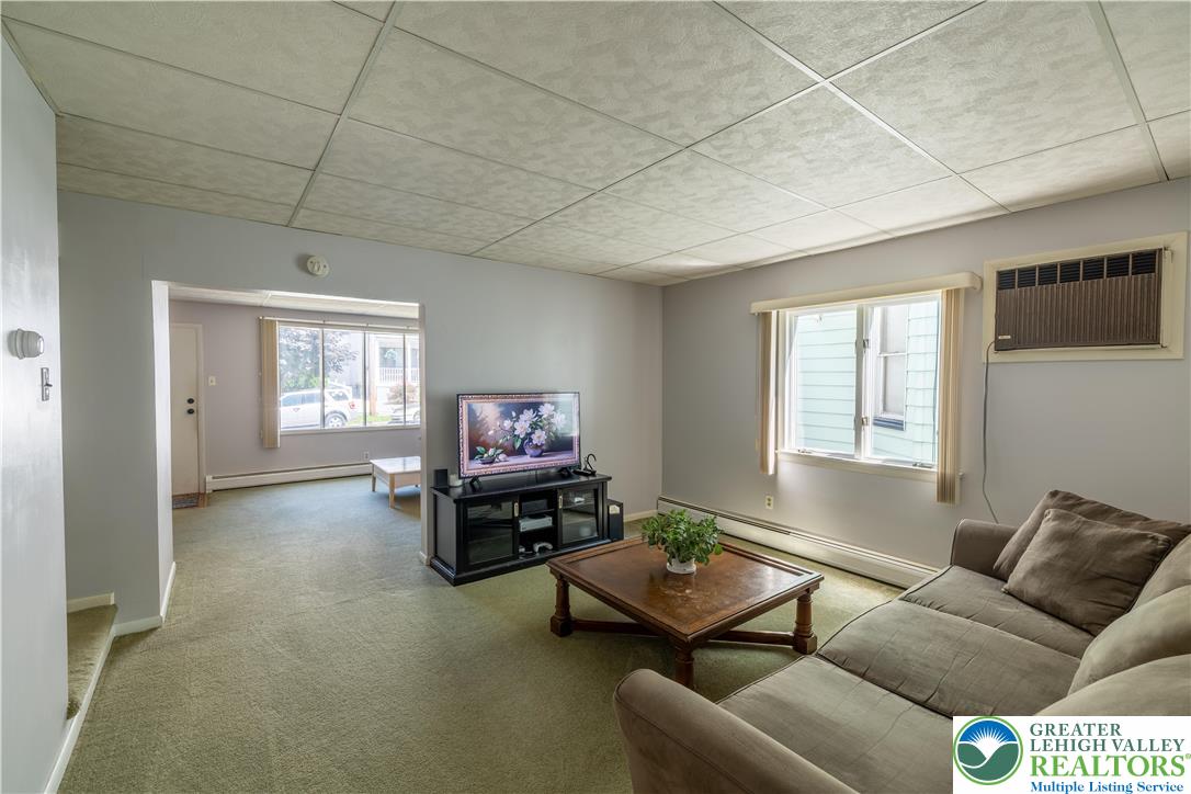 371 North Washington Street