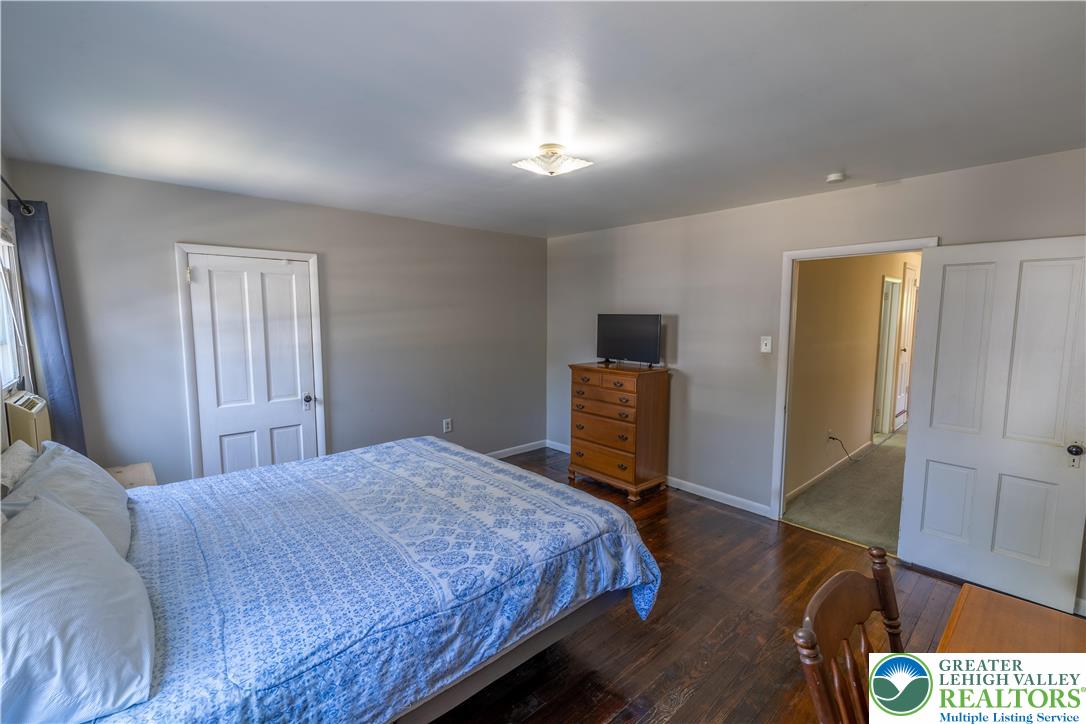 371 North Washington Street