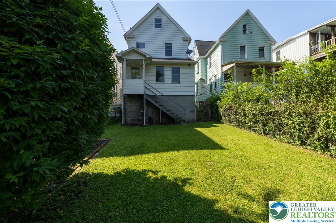 371 North Washington Street