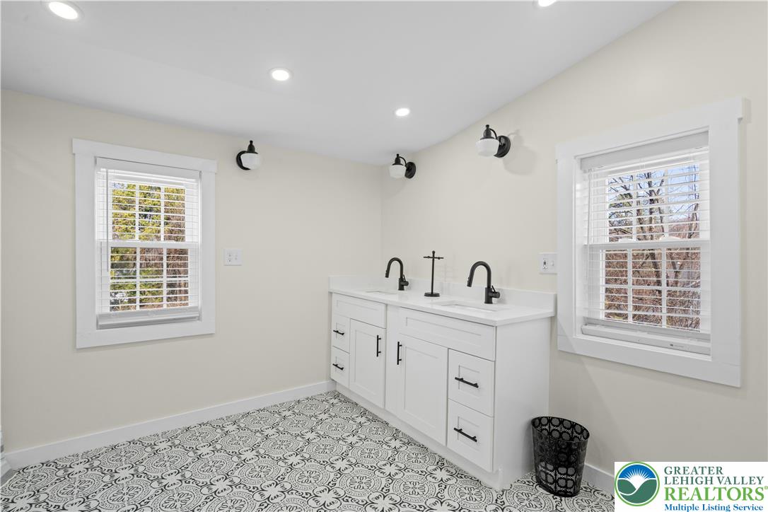 95 Gaffney Hill Road