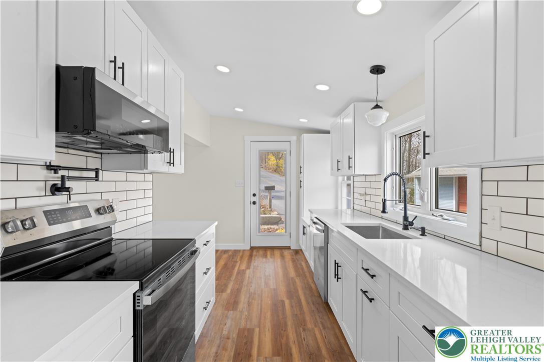 95 Gaffney Hill Road