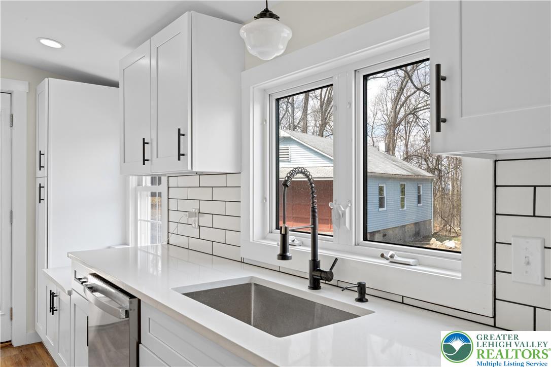 95 Gaffney Hill Road