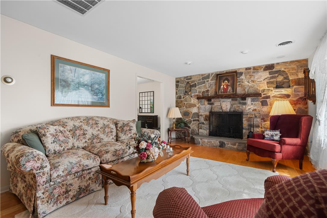 121 Timberlane Drive