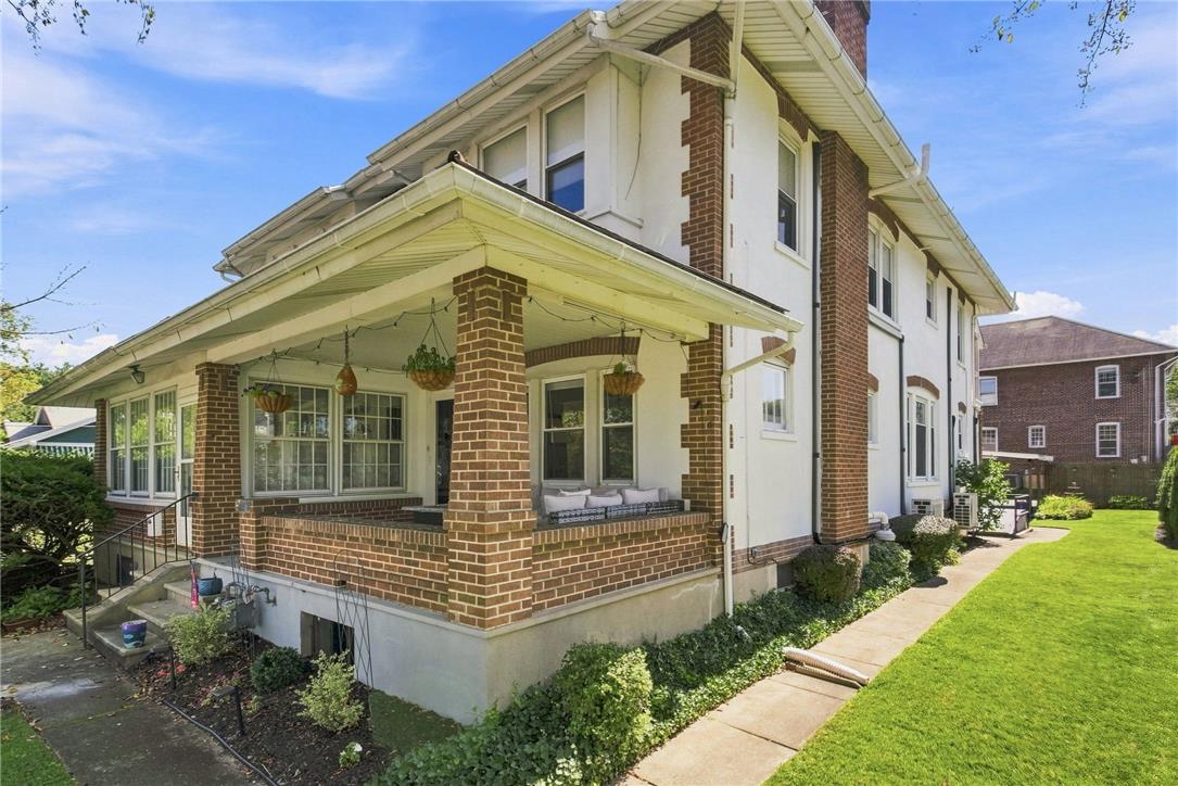 2530 Walnut Street