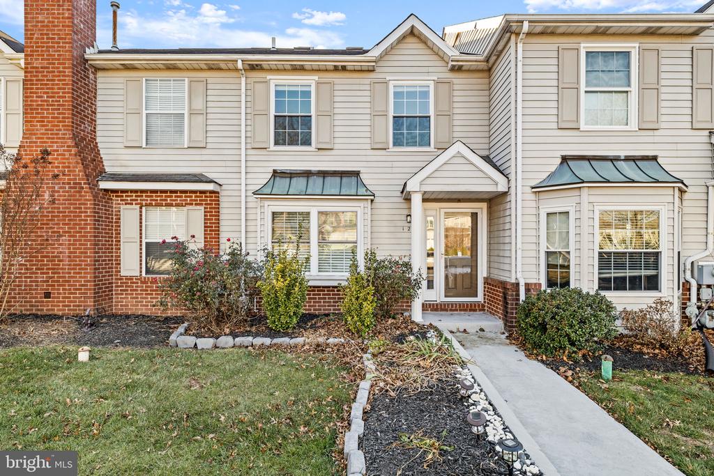 125 REGAL COURT