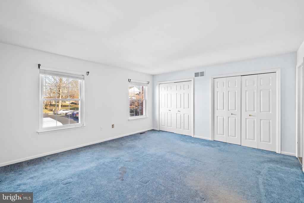 125 REGAL COURT