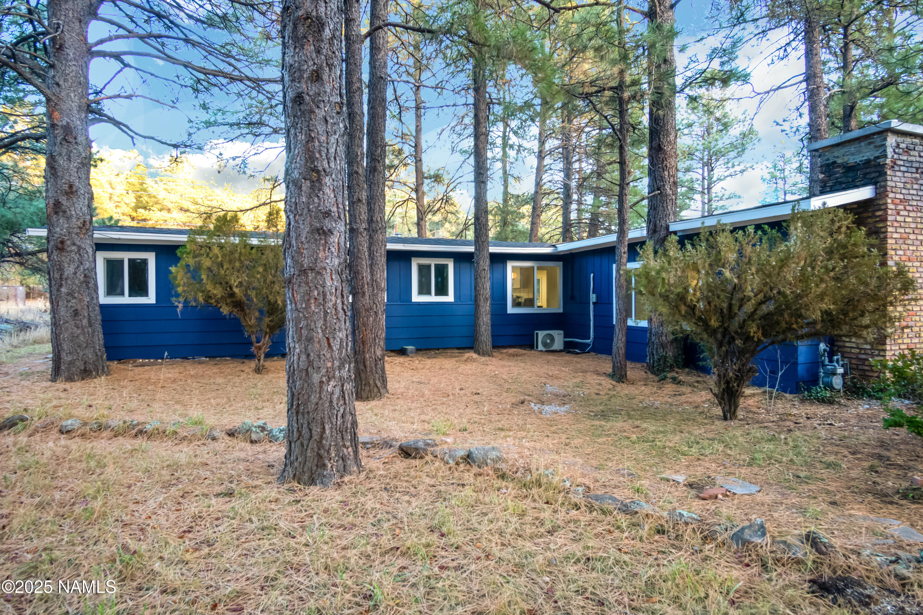 22 Pine Del Drive