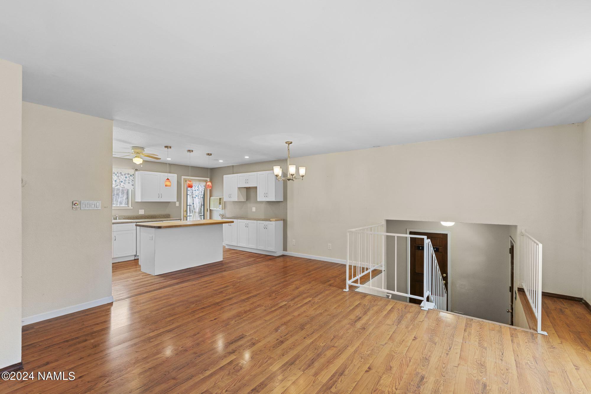1801 N Thistle Road