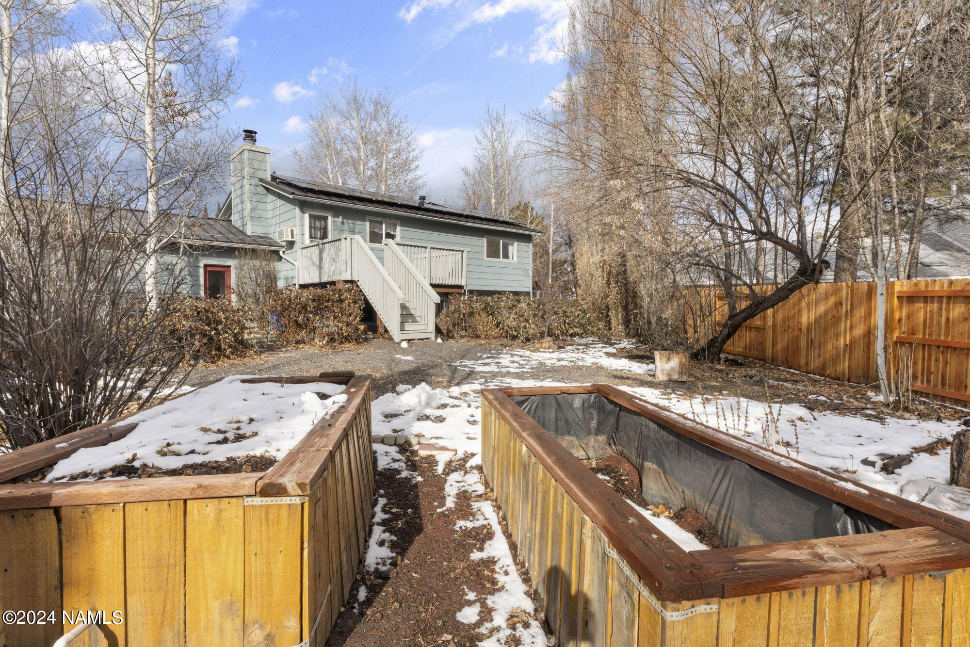 1801 N Thistle Road