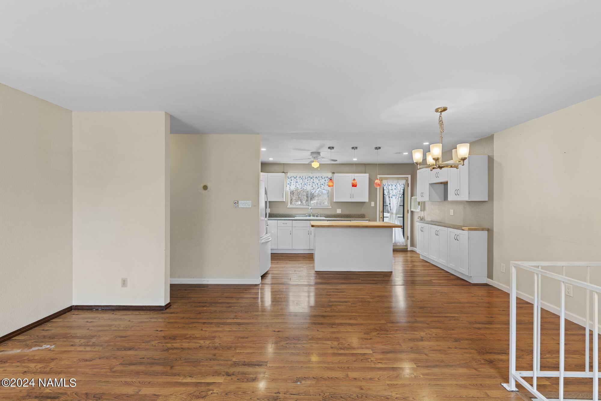 1801 N Thistle Road