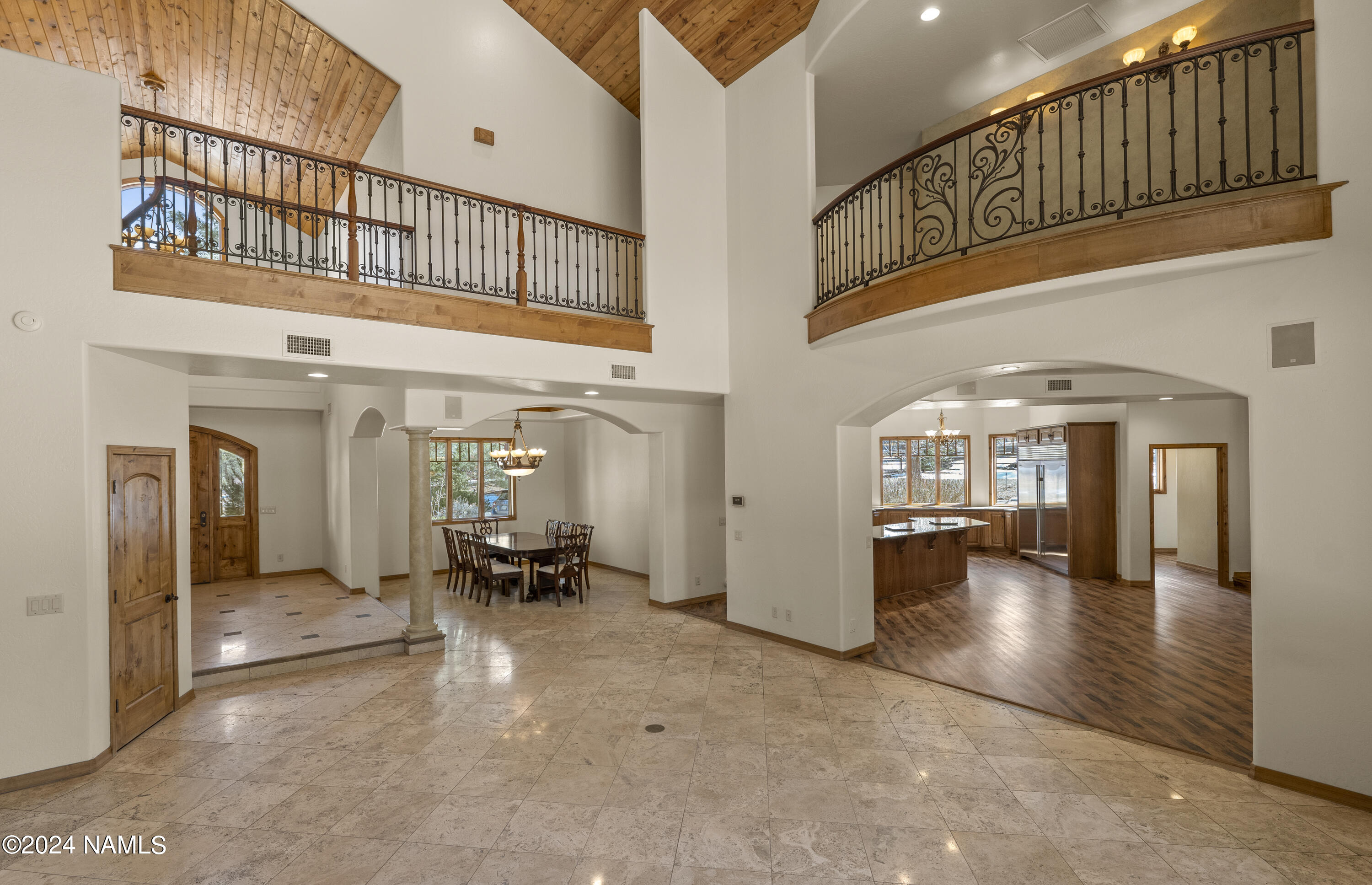 7050 Oakwood Pines Drive