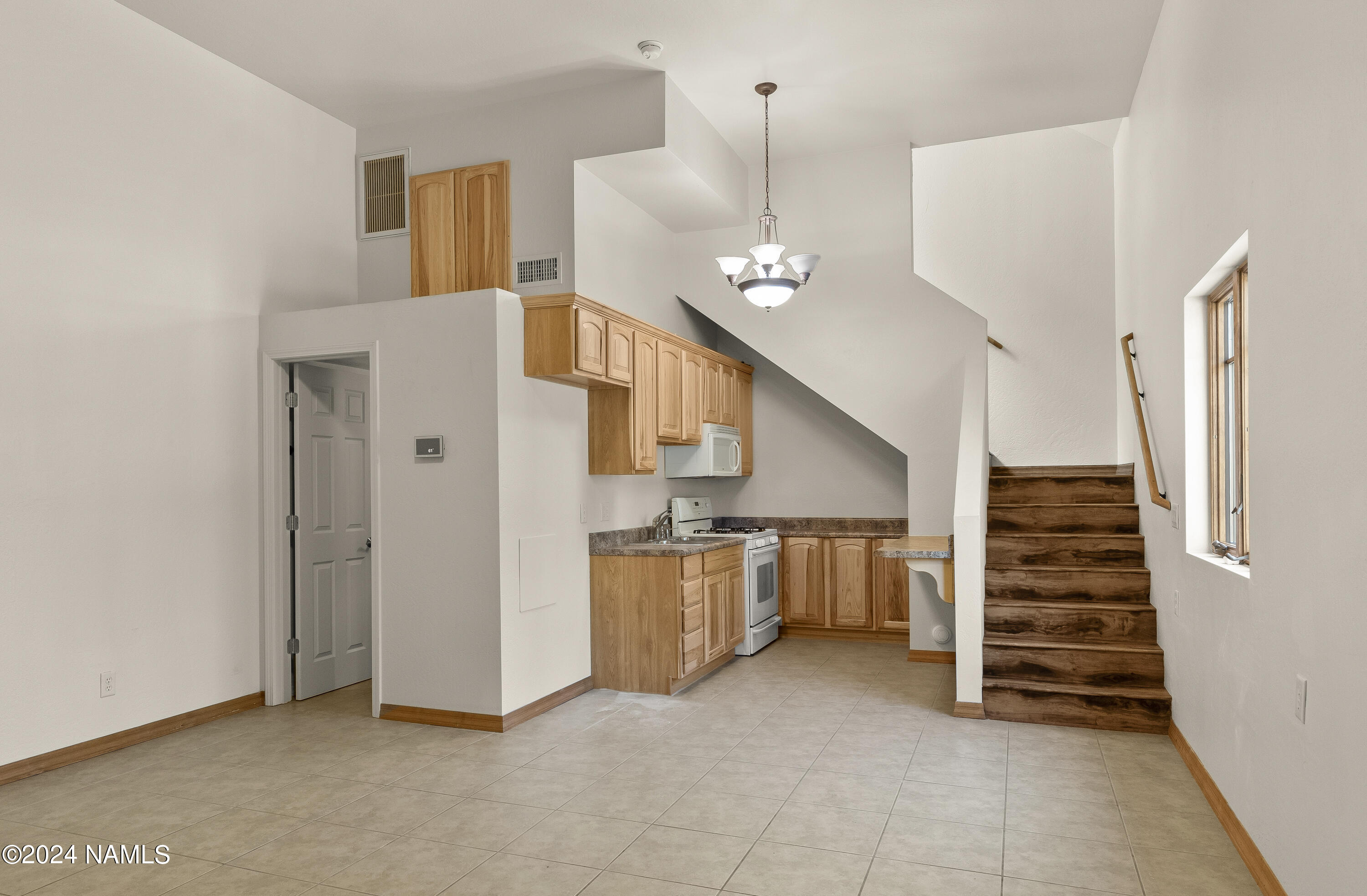 7050 Oakwood Pines Drive