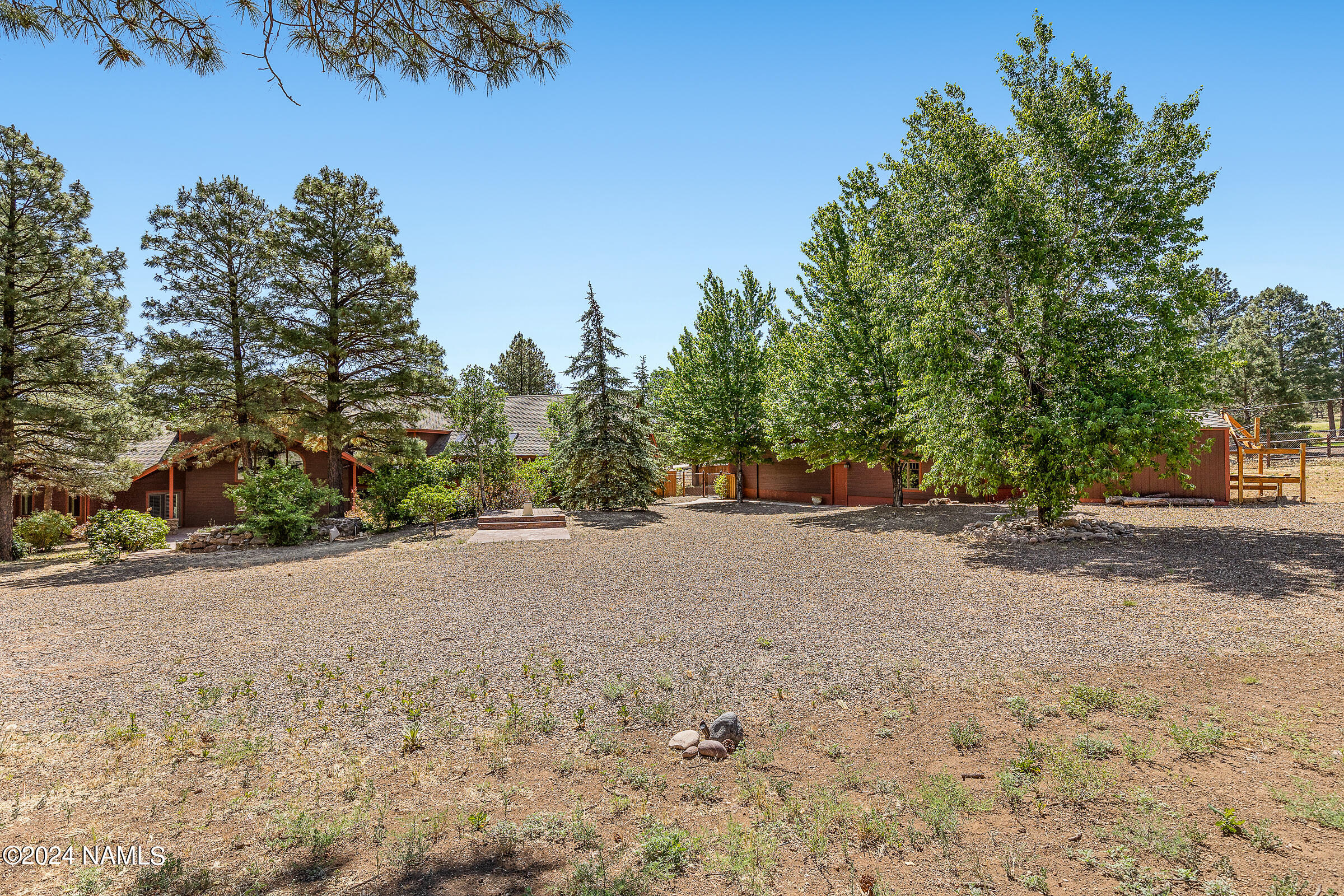 7050 Oakwood Pines Drive