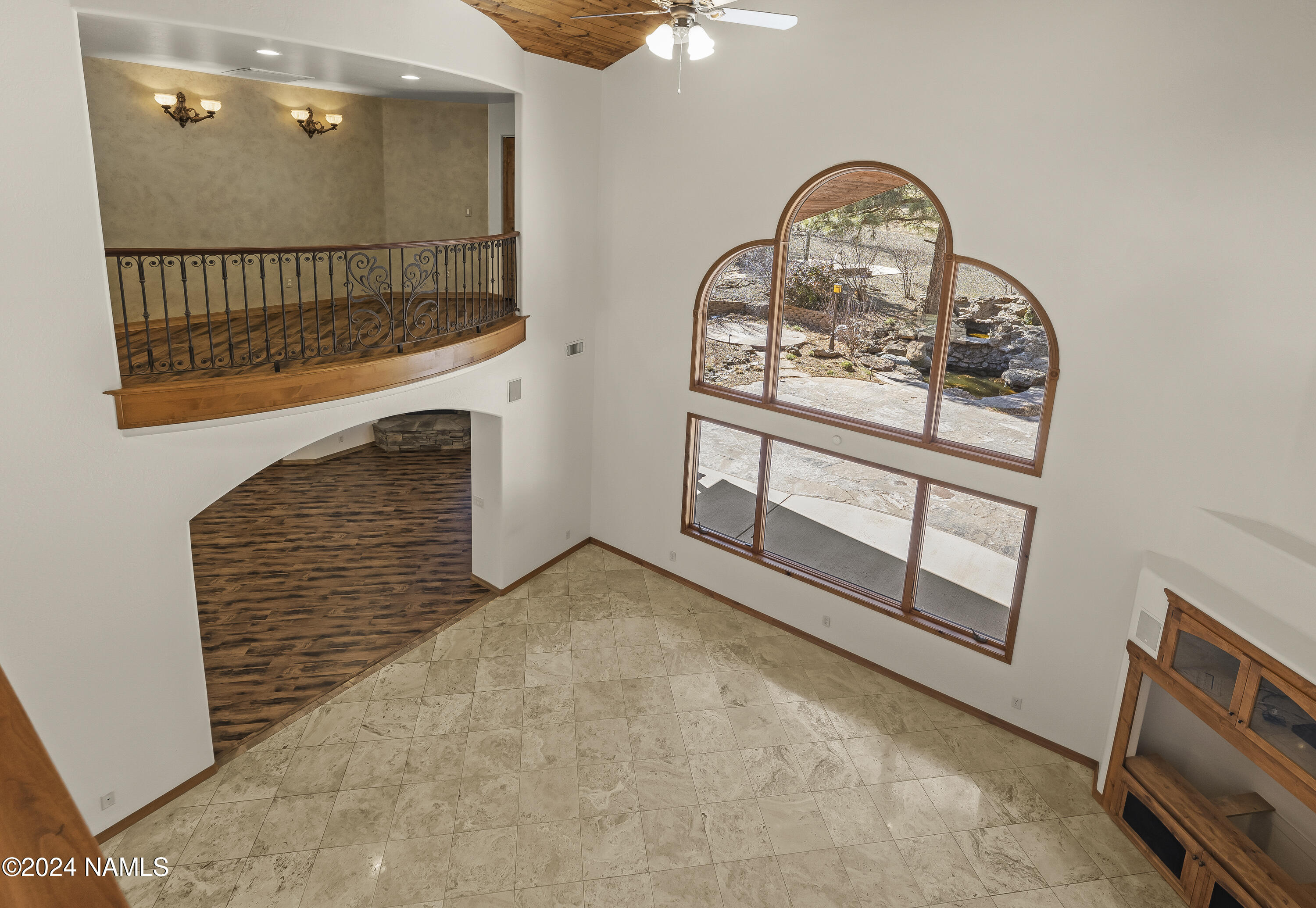 7050 Oakwood Pines Drive