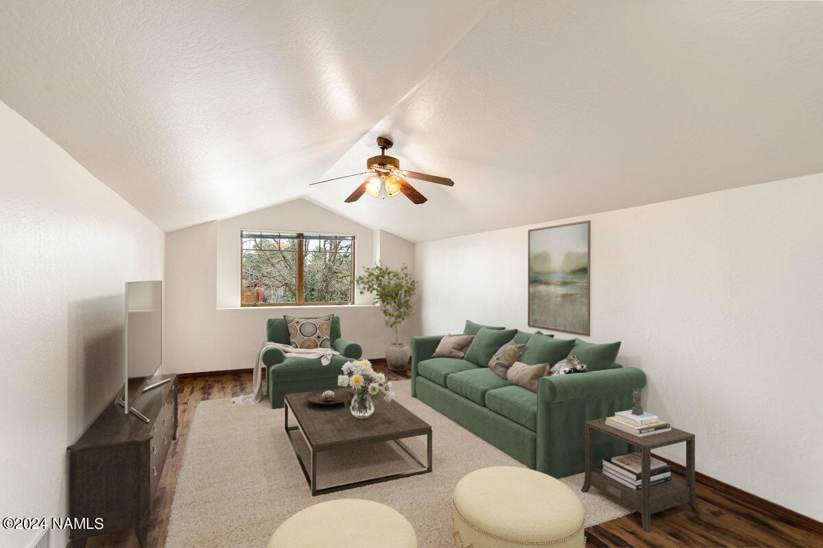 7050 Oakwood Pines Drive