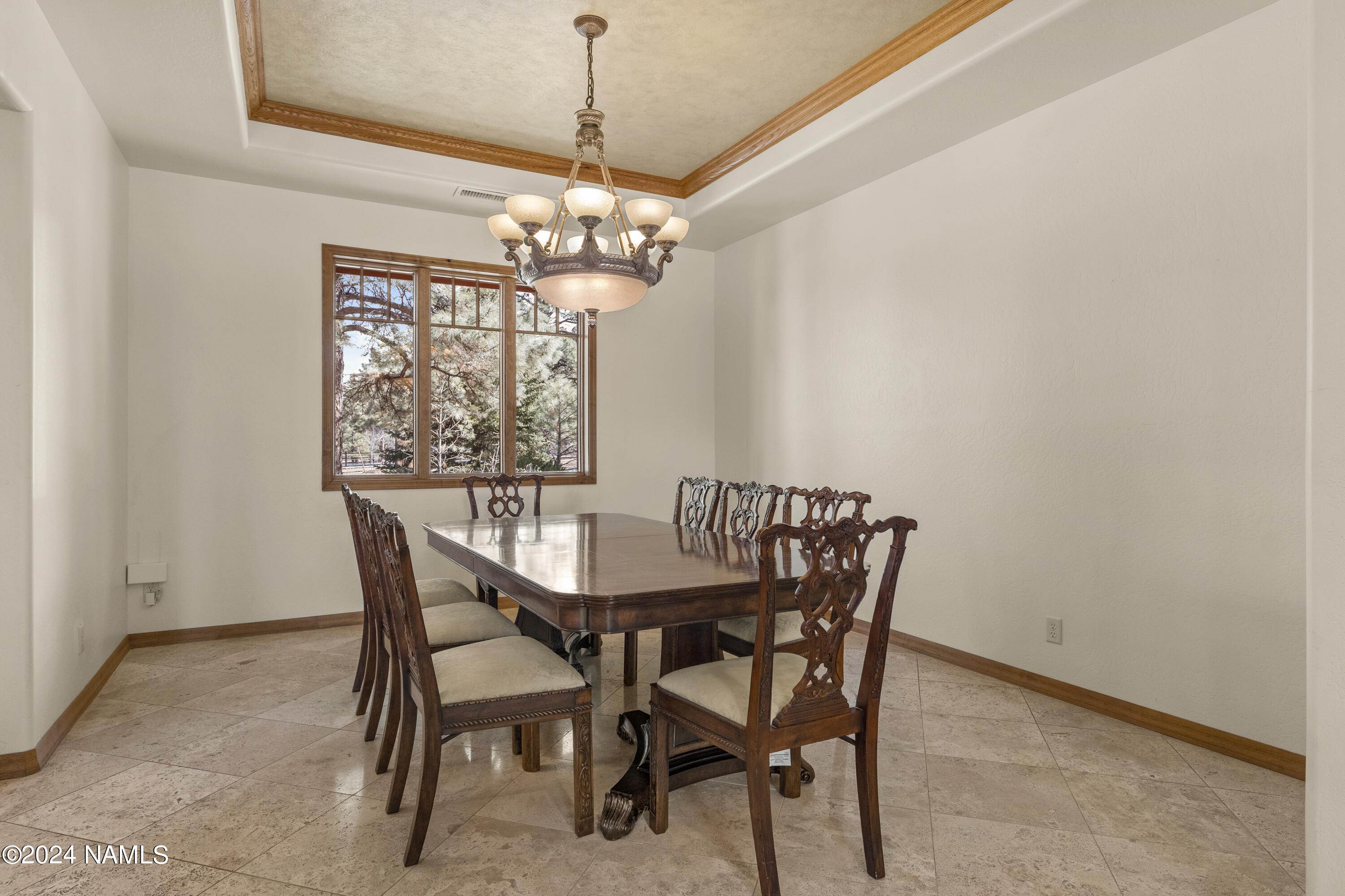 7050 Oakwood Pines Drive